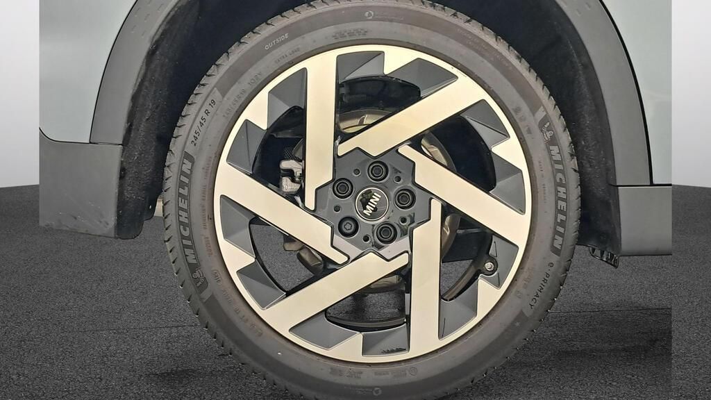 fotoG 12 del MINI MINI Countryman C 125 kW (170 CV) 170cv Gasolina del 2025 en Madrid