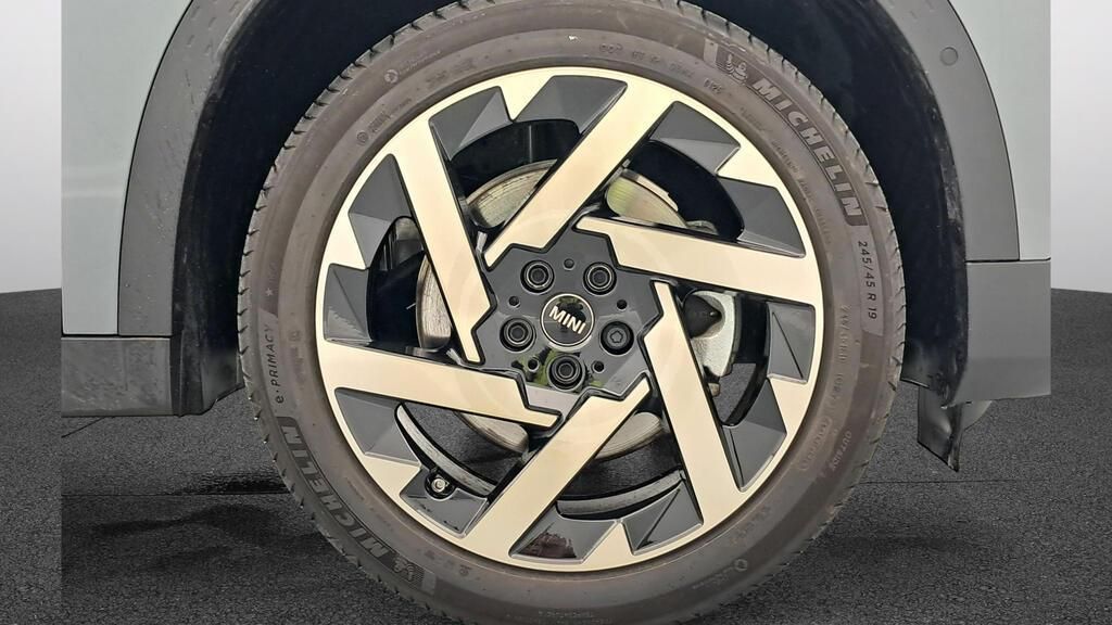 fotoG 15 del MINI MINI Countryman C 125 kW (170 CV) 170cv Gasolina del 2025 en Madrid