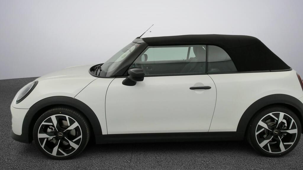 fotoG 3 del MINI MINI Cooper Cabrio C 120 kW (163 CV) 163cv Gasolina del 2025 en Madrid