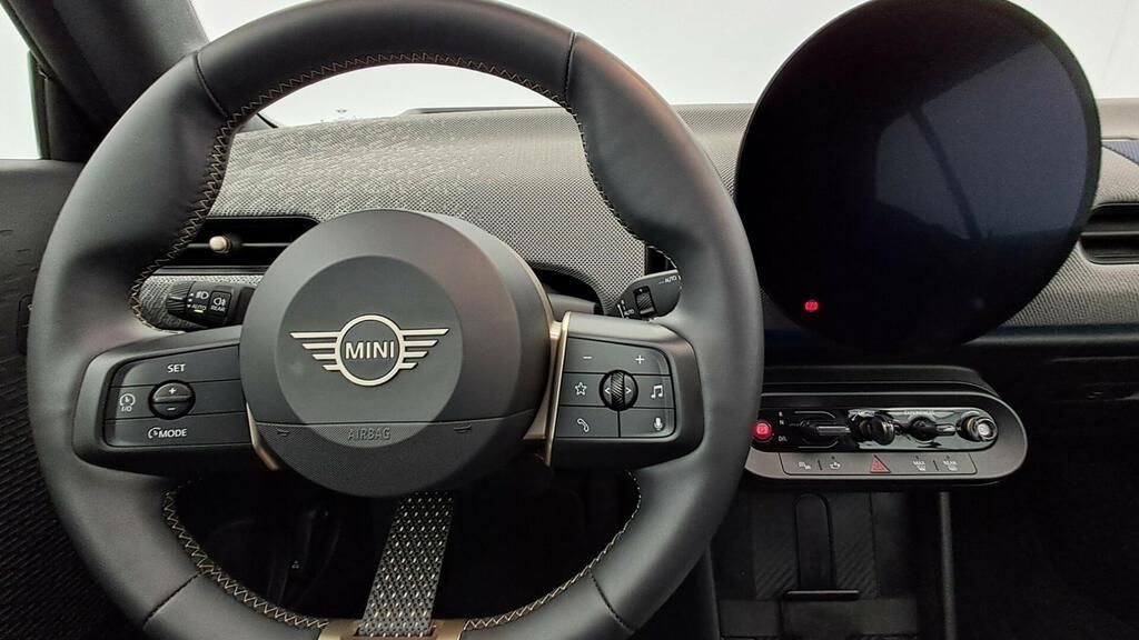 fotoG 7 del MINI MINI Cooper Cabrio C 120 kW (163 CV) 163cv Gasolina del 2025 en Madrid