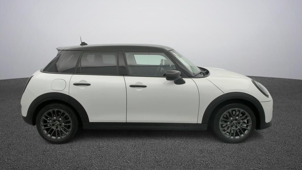 fotoG 3 del MINI MINI Cooper 5 Puertas S 150 kW (204 CV) 204cv Gasolina del 2025 en Madrid