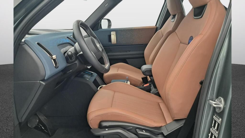 fotoG 8 del Mini MINI Countryman Countryman D 163cv Diésel del 2025 en Madrid