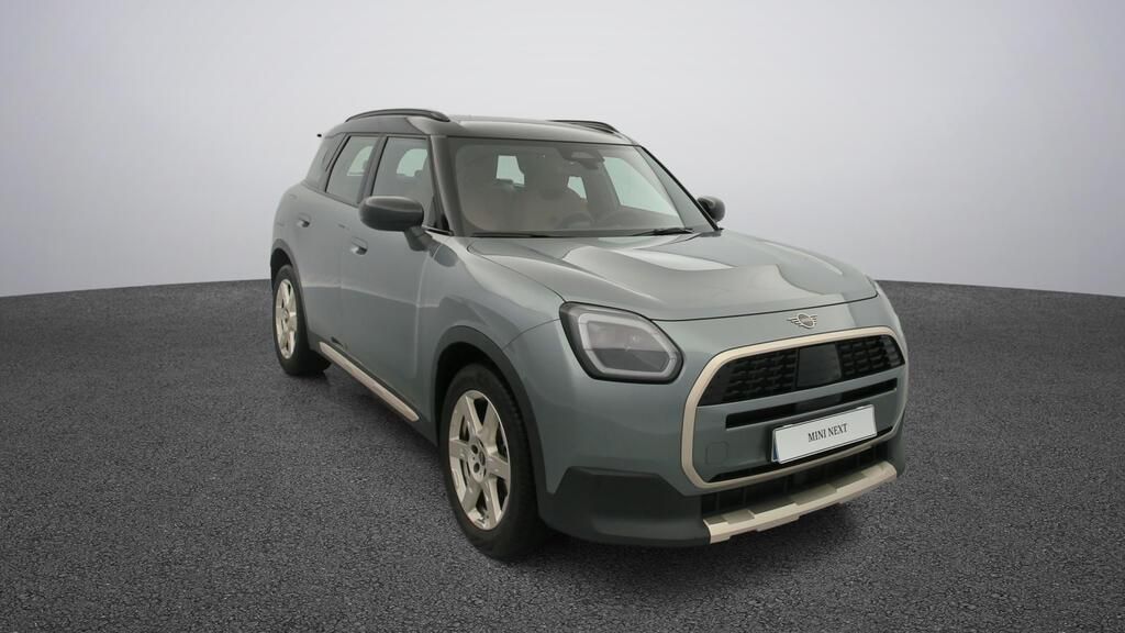 fotoG 16 del Mini MINI Countryman Countryman D 163cv Diésel del 2025 en Madrid