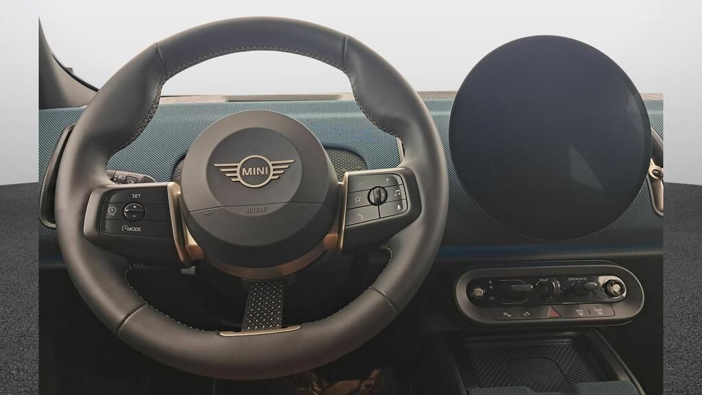 fotoG 7 del Mini MINI Countryman Countryman D 163cv Diésel del 2025 en Madrid