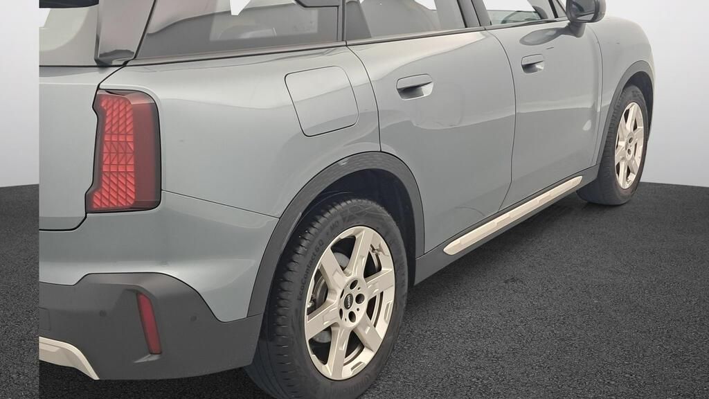 fotoG 17 del Mini MINI Countryman Countryman D 163cv Diésel del 2025 en Madrid