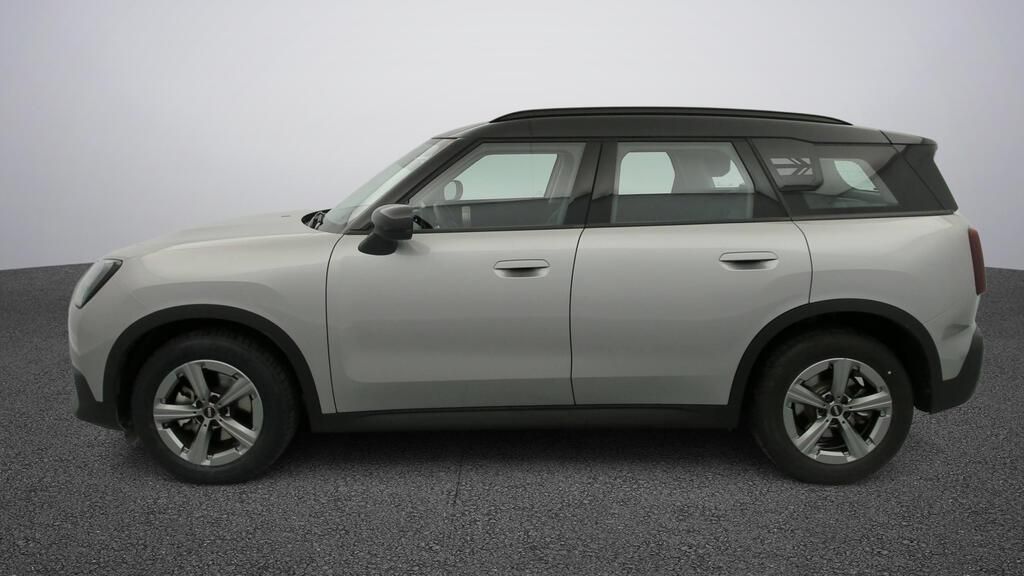 fotoG 3 del MINI MINI Countryman D 120 kW (163 CV) 163cv Diésel del 2025 en Madrid