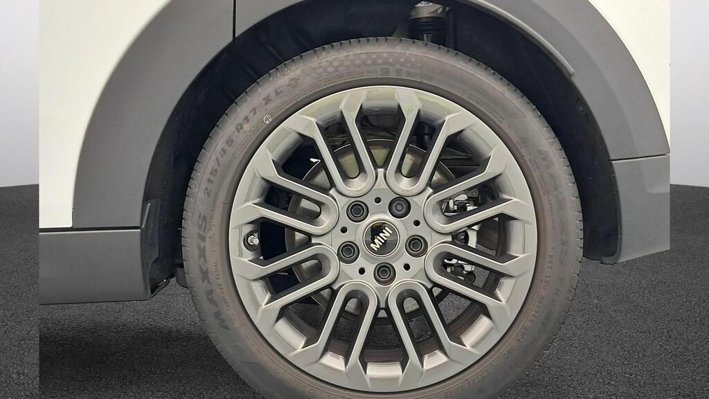 fotoG 15 del Mini MINI Cooper 5 Puertas MINI Cooper C 5 puertas 156cv Gasolina del 2025 en Madrid