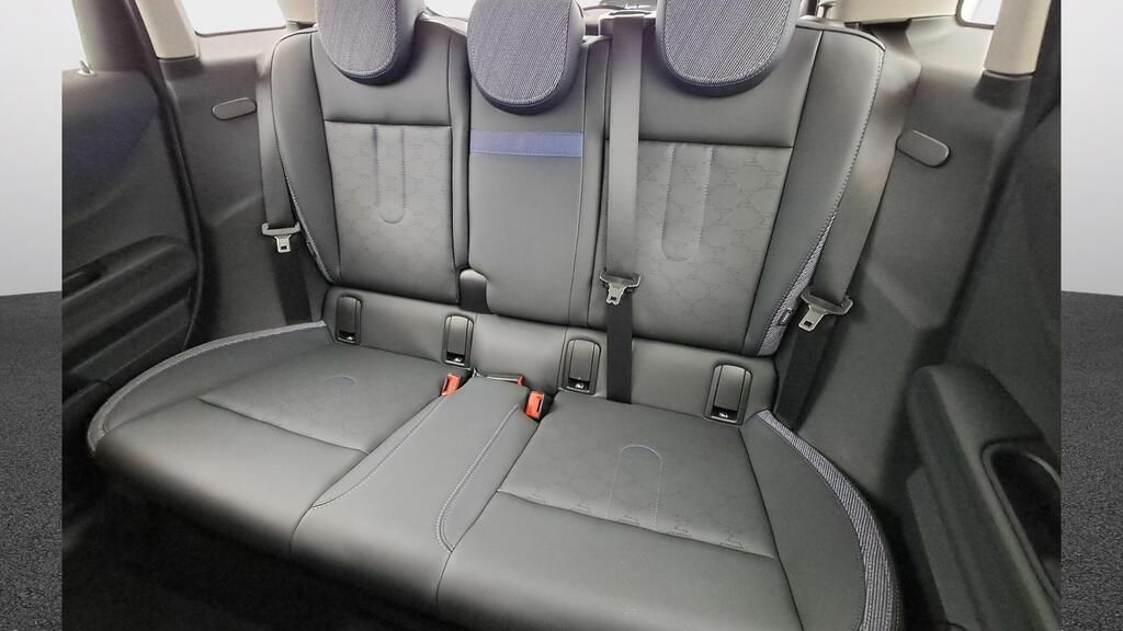 fotoG 9 del Mini MINI Cooper 5 Puertas MINI Cooper C 5 puertas 156cv Gasolina del 2025 en Madrid