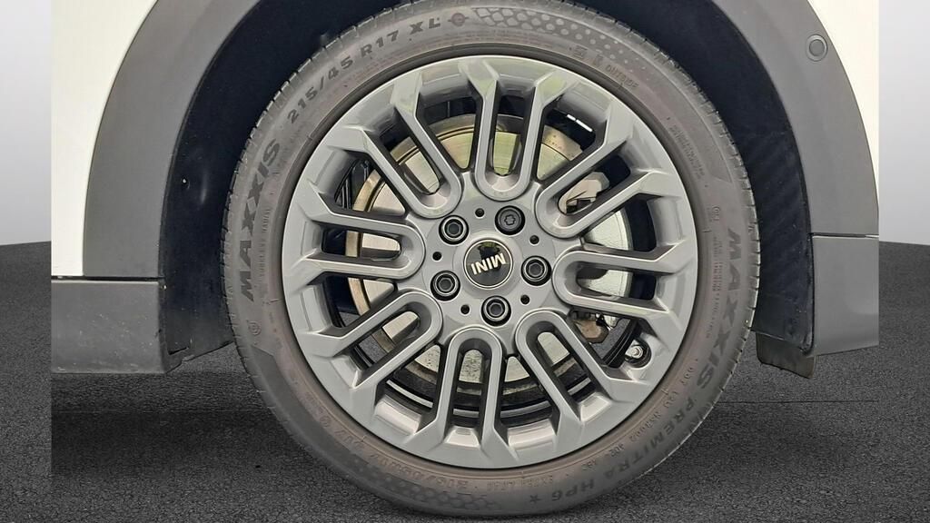 fotoG 13 del Mini MINI Cooper 5 Puertas MINI Cooper C 5 puertas 156cv Gasolina del 2025 en Madrid