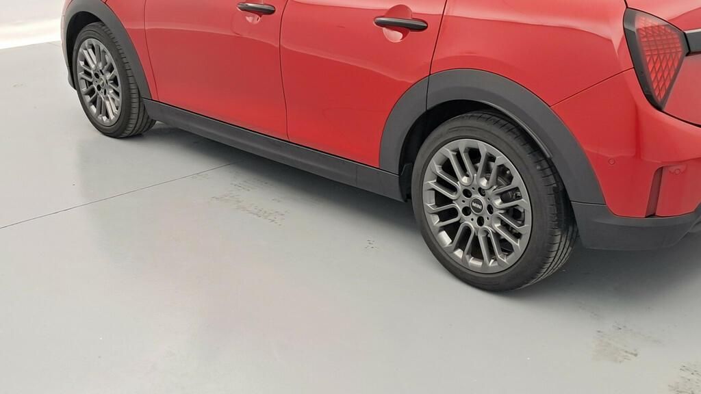 fotoG 18 del MINI MINI Cooper 5 Puertas C 115 kW (156 CV) 156cv Gasolina del 2025 en Madrid