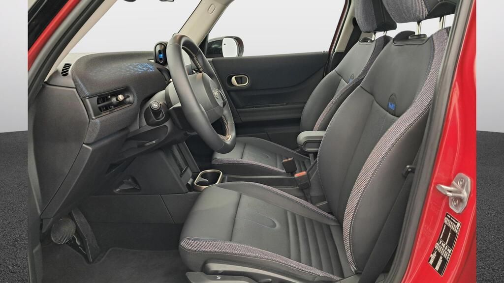 fotoG 8 del MINI MINI Cooper 5 Puertas C 115 kW (156 CV) 156cv Gasolina del 2025 en Madrid