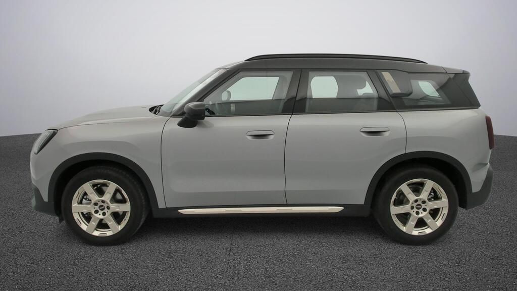 fotoG 3 del Mini MINI Countryman C 170cv Gasolina del 2025 en Madrid