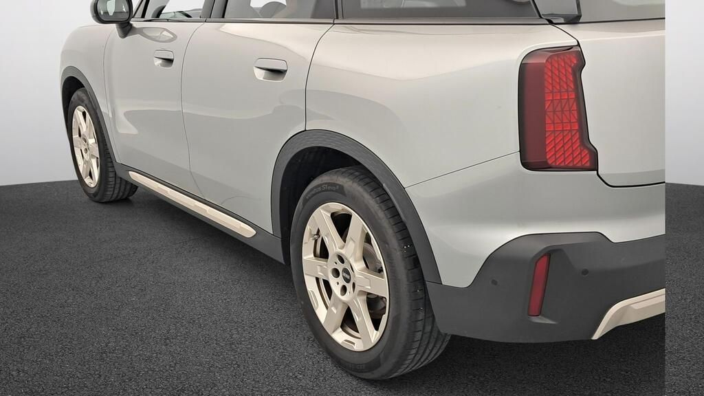 fotoG 17 del Mini MINI Countryman C 170cv Gasolina del 2025 en Madrid