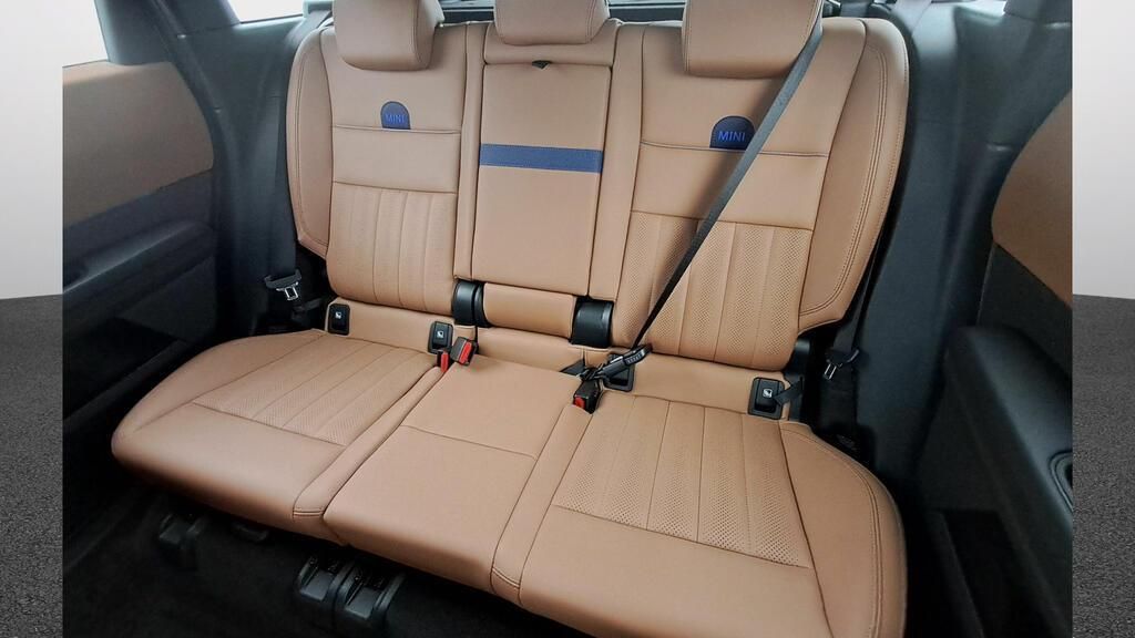 fotoG 9 del Mini MINI Countryman C 170cv Gasolina del 2025 en Madrid