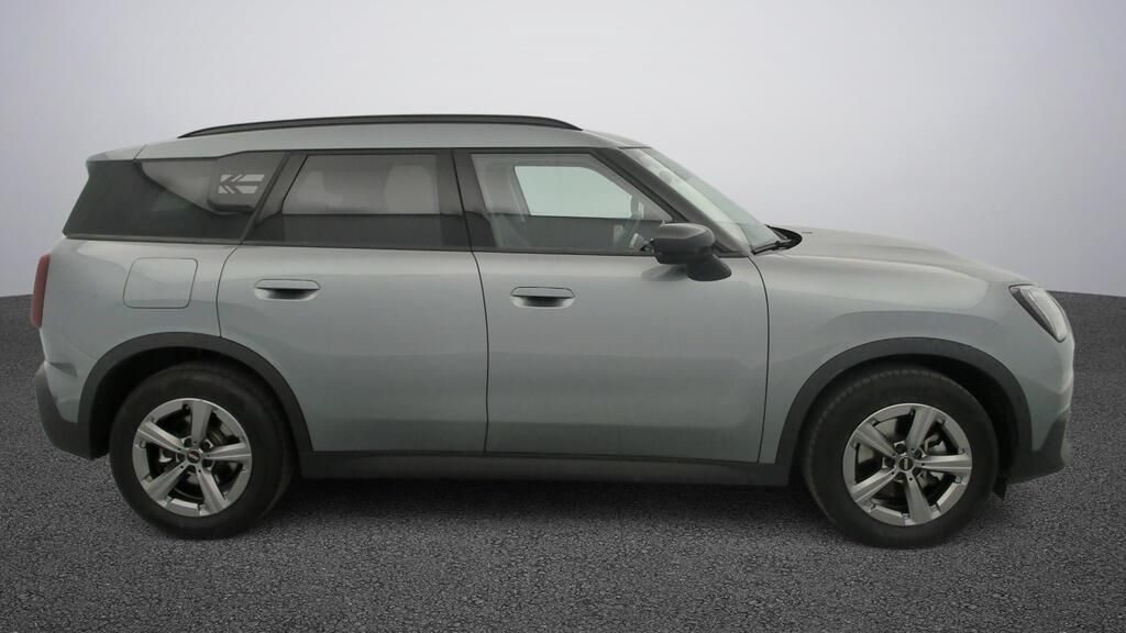 fotoG 3 del MINI MINI Countryman D 120 kW (163 CV) 163cv Diésel del 2025 en Madrid