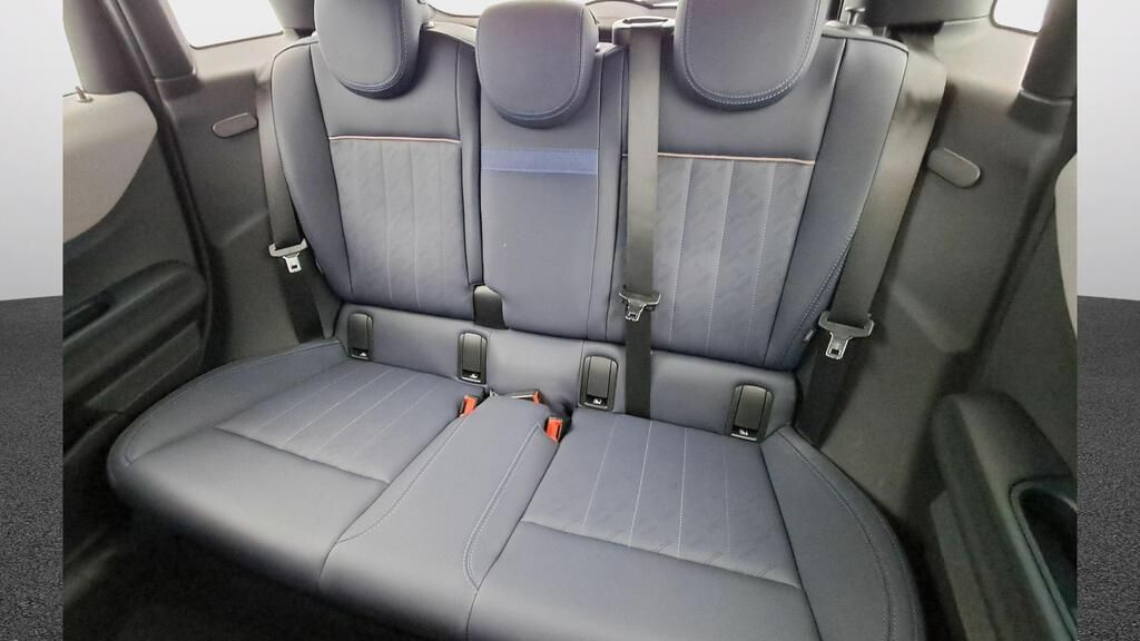 fotoG 9 del MINI MINI Cooper 5 Puertas C 115 kW (156 CV) 156cv Gasolina del 2025 en Madrid