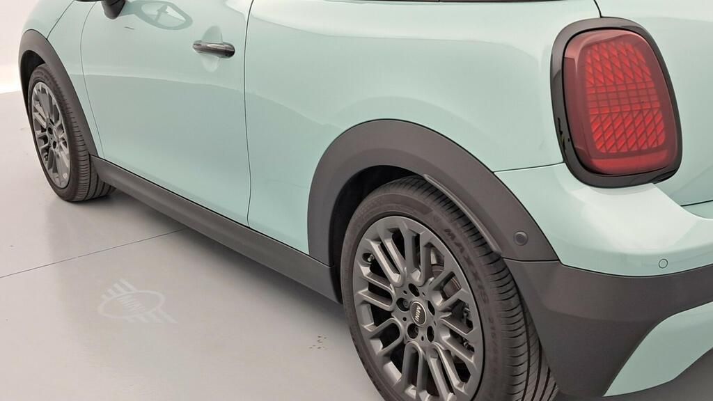 fotoG 18 del MINI MINI Cooper Cabrio C 120 kW (163 CV) 163cv Gasolina del 2025 en Madrid