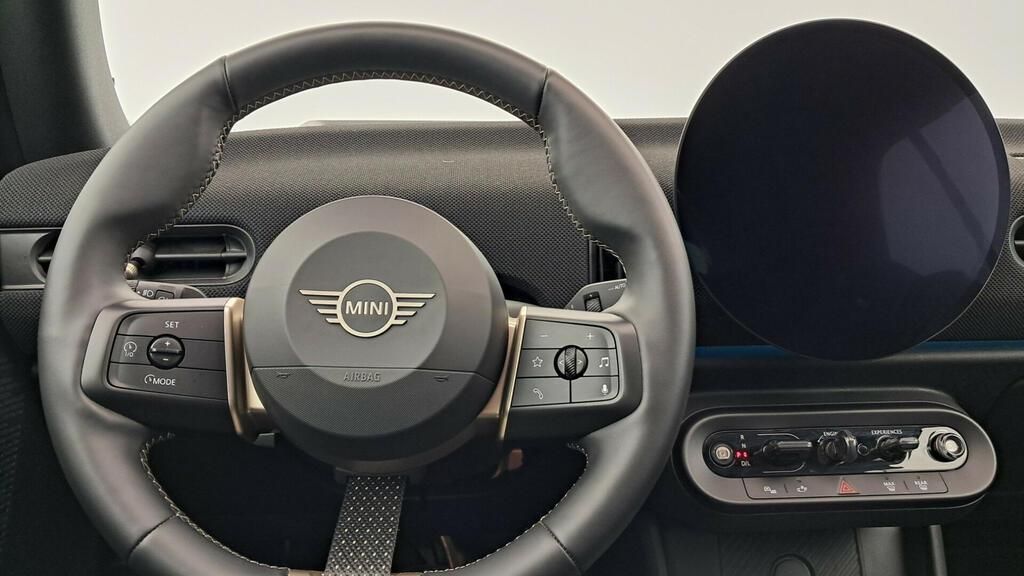 fotoG 7 del MINI MINI Cooper Cabrio C 120 kW (163 CV) 163cv Gasolina del 2025 en Madrid