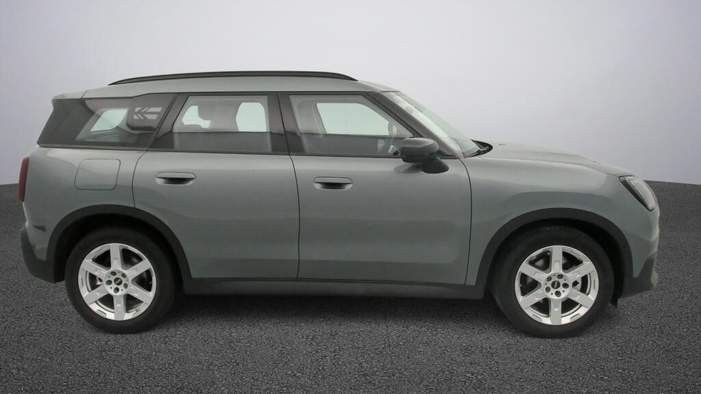 fotoG 3 del MINI MINI Countryman D 120 kW (163 CV) 163cv Diésel del 2025 en Madrid