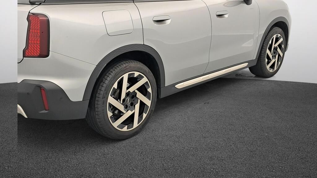 fotoG 17 del Mini MINI Countryman C 170cv Gasolina del 2025 en Madrid