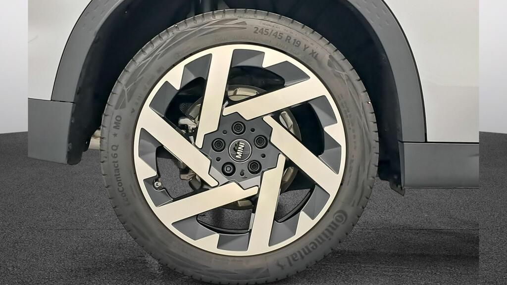 fotoG 15 del Mini MINI Countryman C 170cv Gasolina del 2025 en Madrid