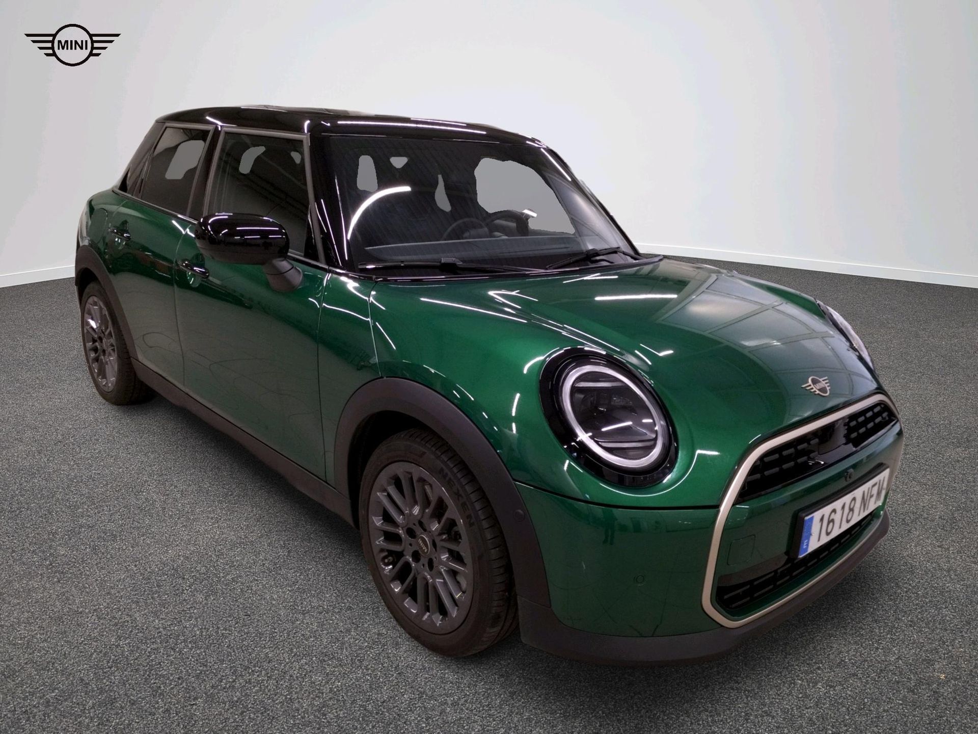 fotoG 15 del MINI MINI Cooper 5 Puertas C 115 kW (156 CV) 156cv Gasolina del 2025 en Madrid