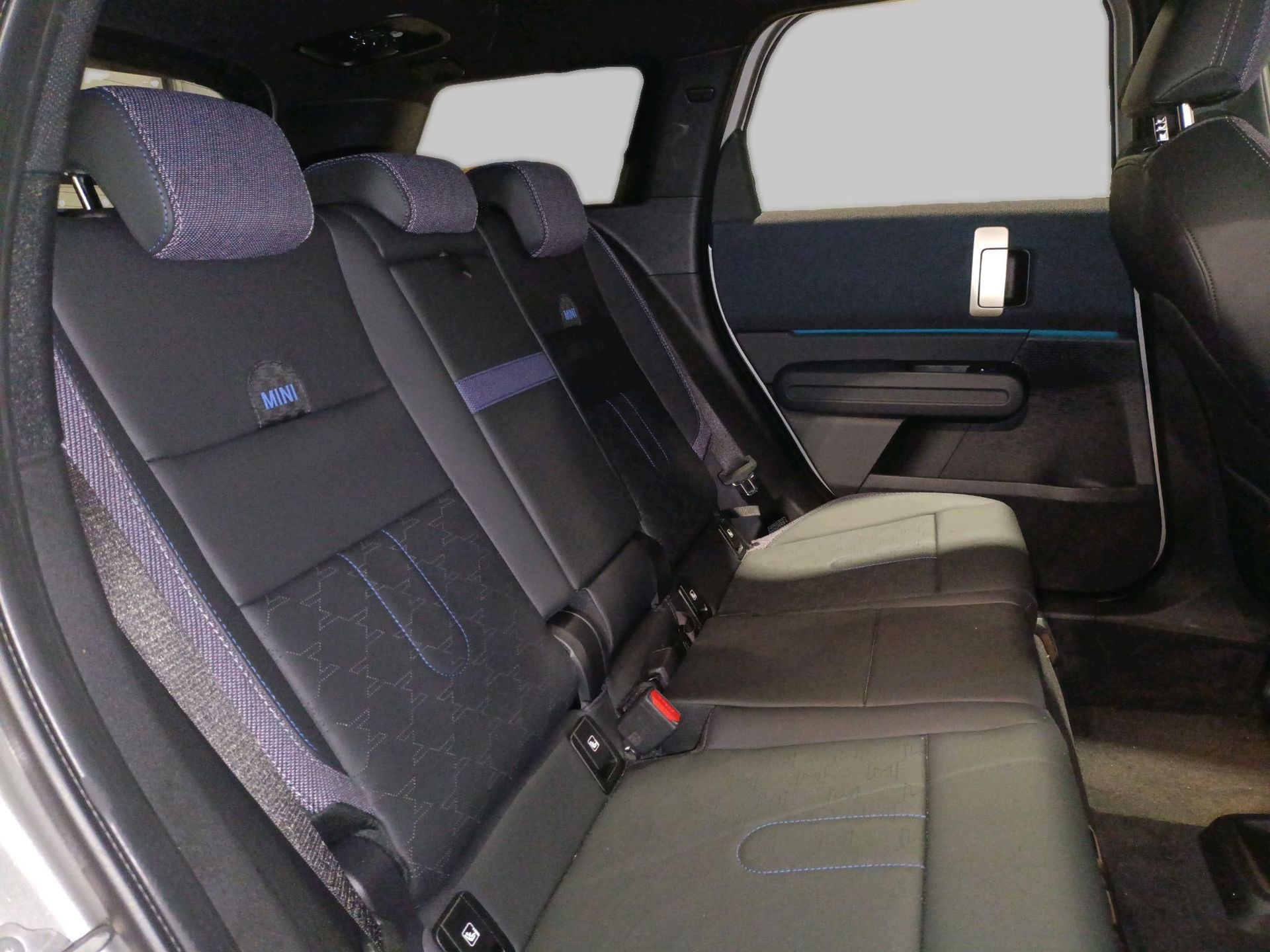 fotoG 9 del MINI MINI Countryman C 125 kW (170 CV) 170cv Gasolina del 2025 en Madrid