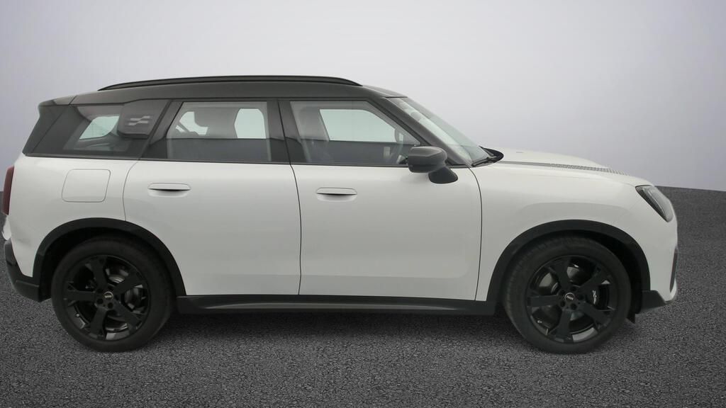 fotoG 3 del MINI MINI Countryman D 120 kW (163 CV) 163cv Diésel del 2025 en Madrid