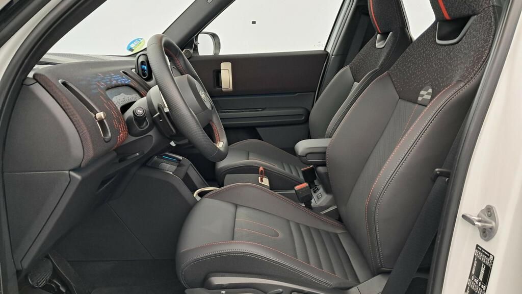 fotoG 8 del MINI MINI Countryman D 120 kW (163 CV) 163cv Diésel del 2025 en Madrid