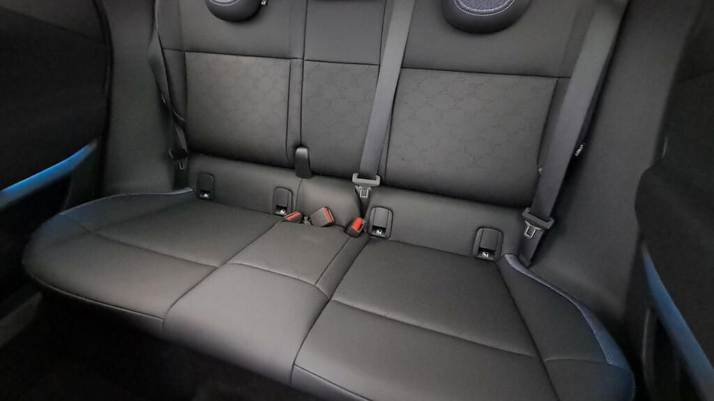 fotoG 9 del MINI MINI Aceman SE 160 kW (218 CV) 218cv Eléctrico del 2025 en Madrid