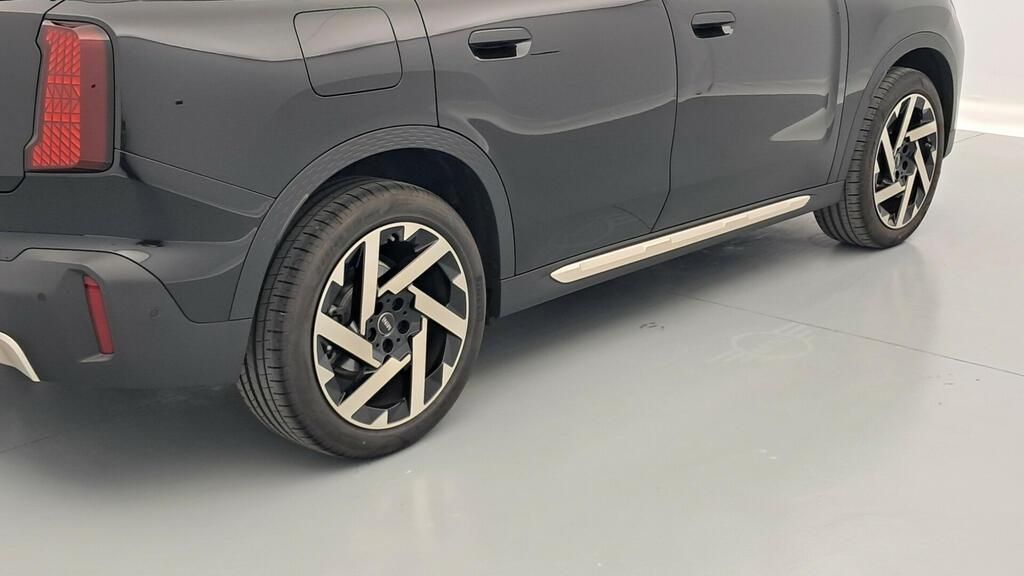 fotoG 17 del Mini MINI Countryman C 170cv Gasolina del 2025 en Madrid