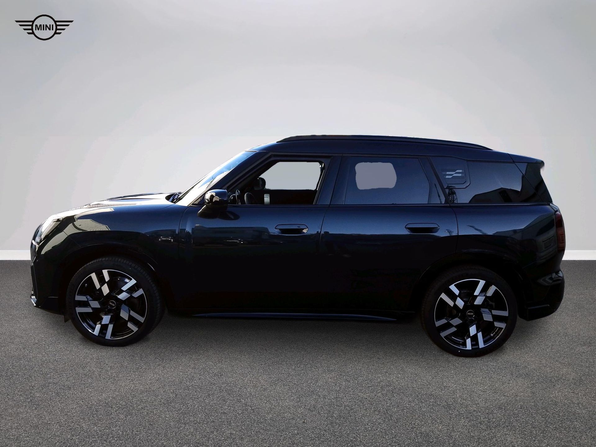 fotoG 3 del MINI MINI Countryman C 125 kW (170 CV) 170cv Gasolina del 2025 en Madrid