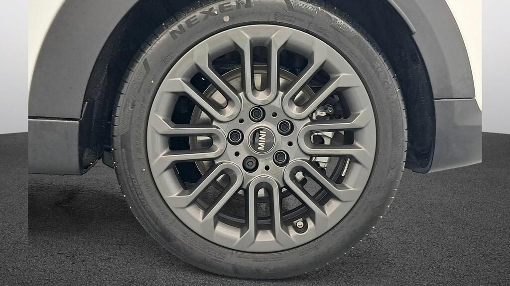 fotoG 13 del MINI MINI Cooper 5 Puertas S 150 kW (204 CV) 204cv Gasolina del 2025 en Madrid