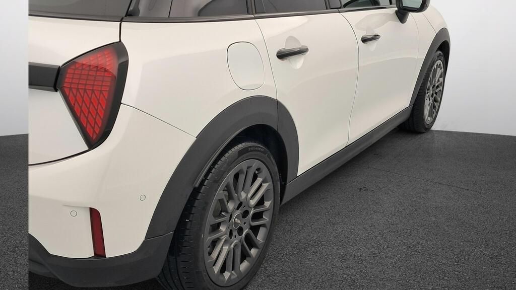 fotoG 18 del MINI MINI Cooper 5 Puertas S 150 kW (204 CV) 204cv Gasolina del 2025 en Madrid