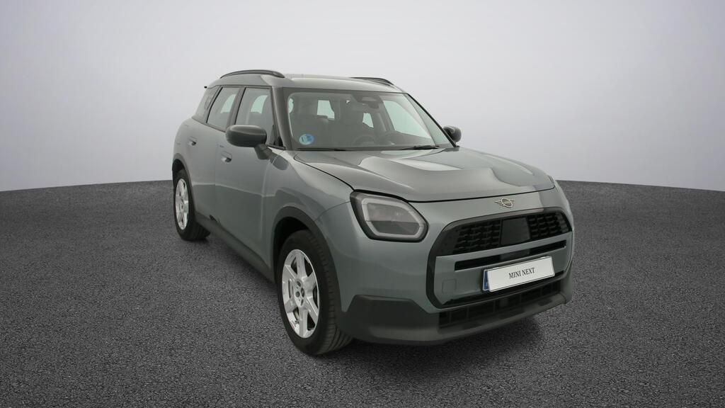 fotoG 16 del MINI MINI Countryman C 125 kW (170 CV) 170cv Gasolina del 2025 en Madrid