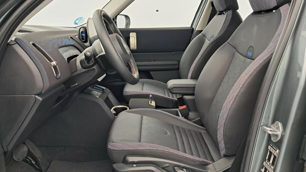 fotoG 8 del MINI MINI Countryman C 125 kW (170 CV) 170cv Gasolina del 2025 en Madrid