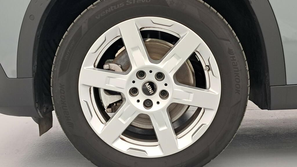 fotoG 15 del MINI MINI Countryman C 125 kW (170 CV) 170cv Gasolina del 2025 en Madrid