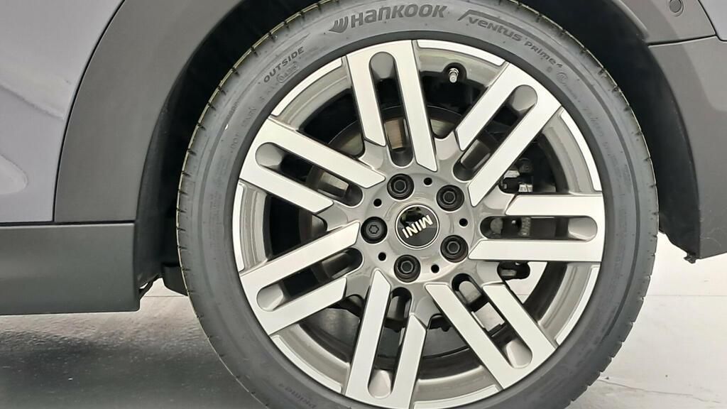 fotoG 15 del MINI MINI Cooper Cabrio C 120 kW (163 CV) 163cv Gasolina del 2025 en Madrid