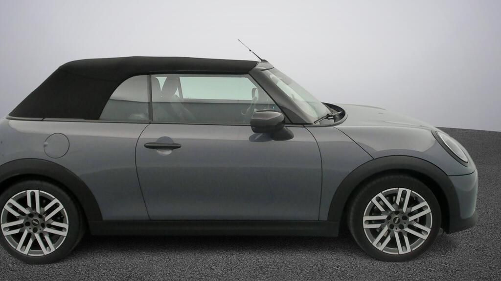 fotoG 3 del MINI MINI Cooper Cabrio C 120 kW (163 CV) 163cv Gasolina del 2025 en Madrid