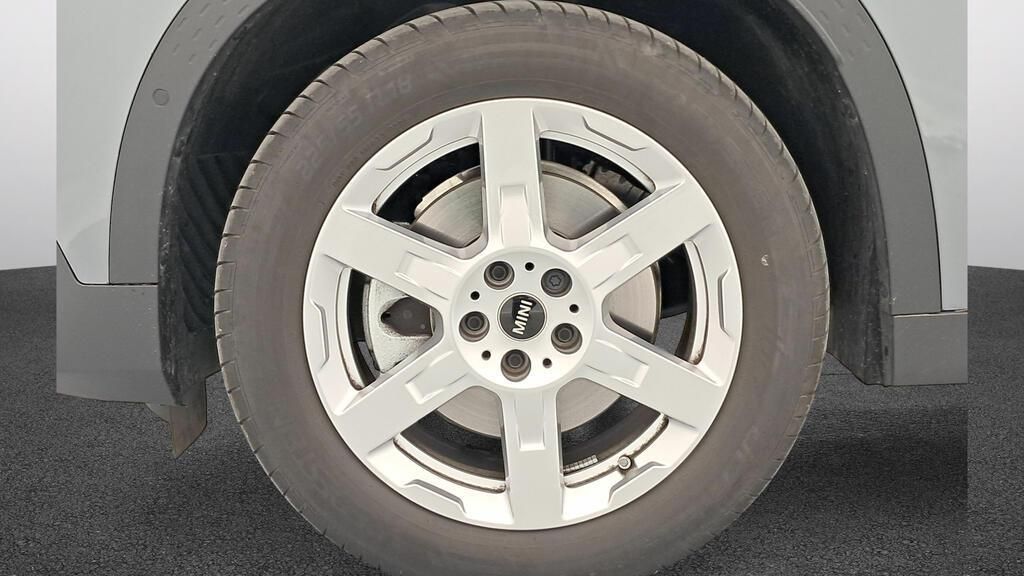 fotoG 12 del MINI MINI Countryman C 125 kW (170 CV) 170cv Gasolina del 2025 en Madrid