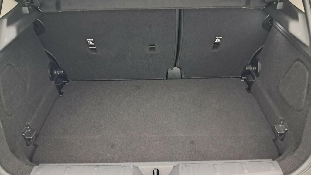 fotoG 10 del MINI MINI Cooper 5 Puertas C 115 kW (156 CV) 156cv Gasolina del 2025 en Madrid