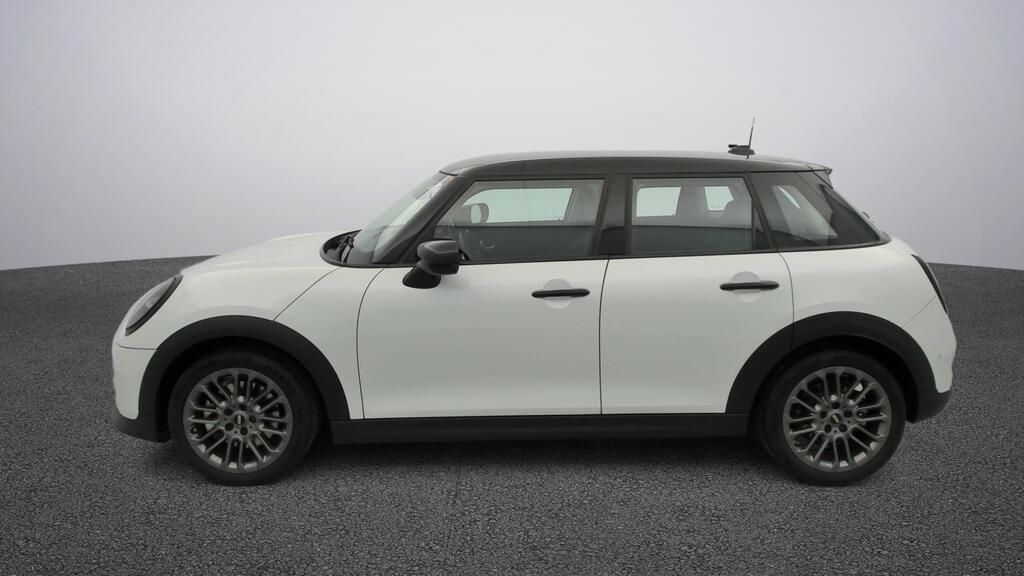 fotoG 3 del MINI MINI Cooper 5 Puertas C 115 kW (156 CV) 156cv Gasolina del 2025 en Madrid