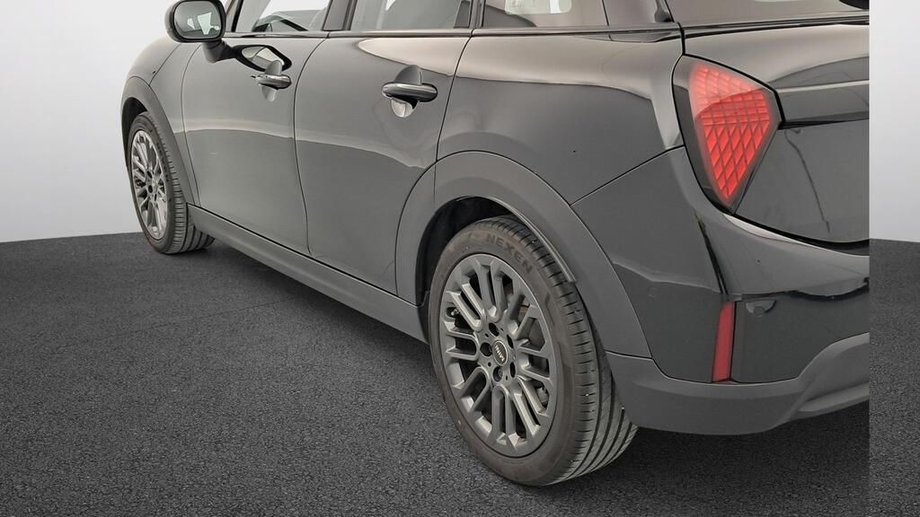 fotoG 18 del MINI MINI 5 Puertas Cooper C 115 kW (156 CV) 156cv Gasolina del 2025 en Madrid