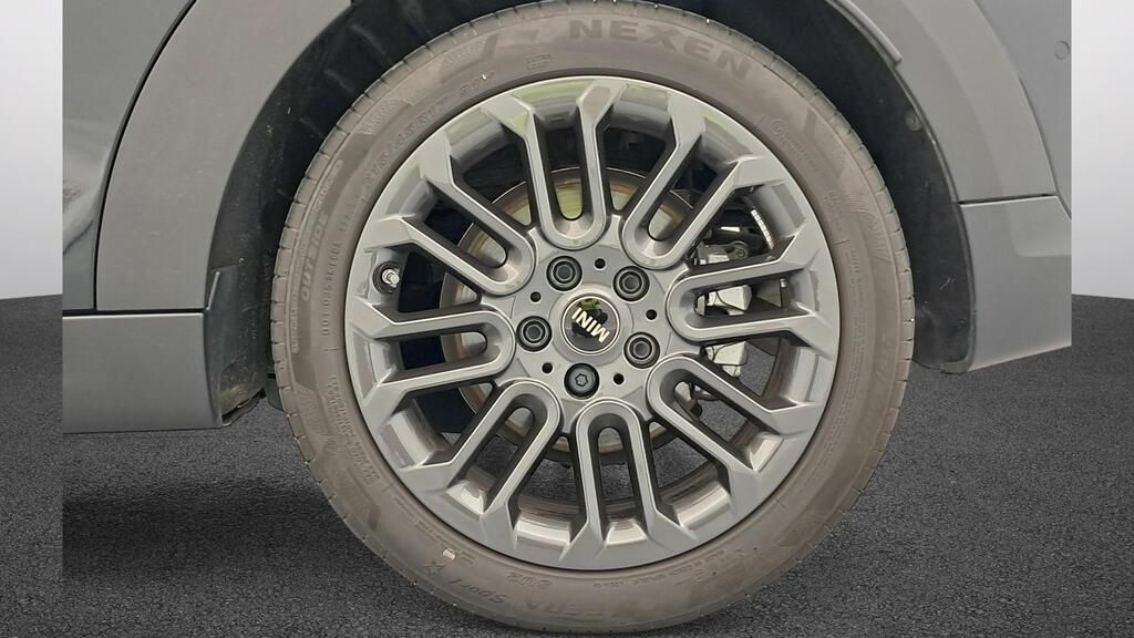 fotoG 12 del MINI MINI 5 Puertas Cooper C 115 kW (156 CV) 156cv Gasolina del 2025 en Madrid