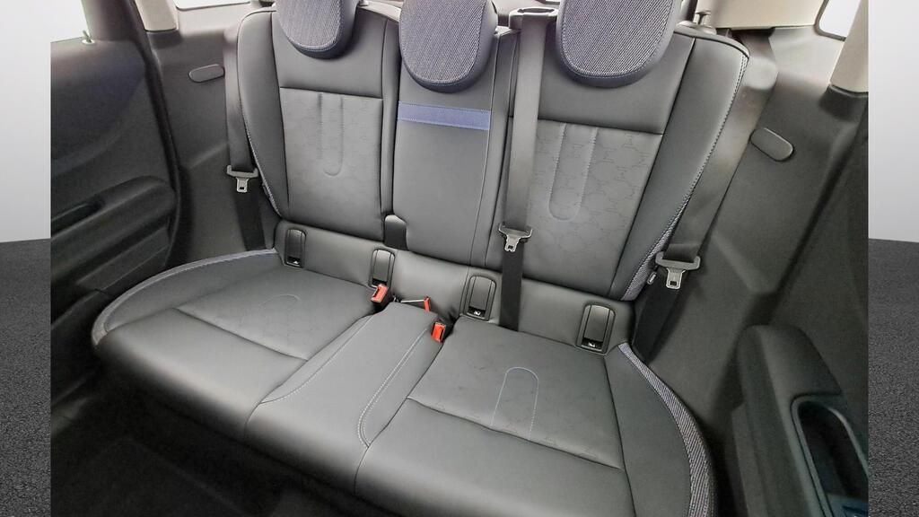 fotoG 9 del MINI MINI 5 Puertas Cooper C 115 kW (156 CV) 156cv Gasolina del 2025 en Madrid