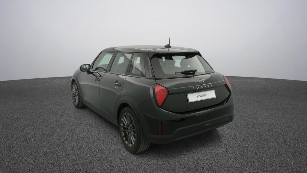 fotoG 5 del MINI MINI 5 Puertas Cooper C 115 kW (156 CV) 156cv Gasolina del 2025 en Madrid