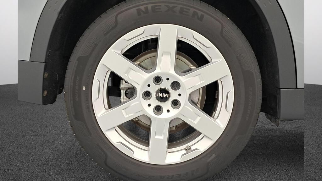 fotoG 12 del MINI MINI Countryman C 125 kW (170 CV) 170cv Gasolina del 2025 en Madrid