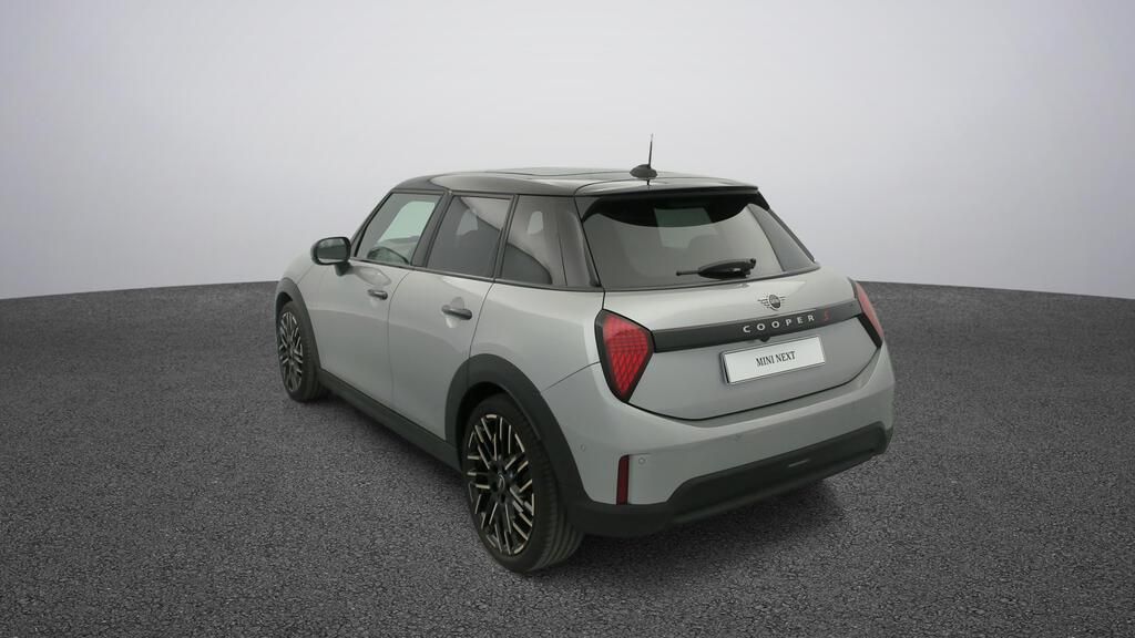 fotoG 4 del MINI MINI Cooper 5 Puertas S 150 kW (204 CV) 204cv Gasolina del 2025 en Madrid