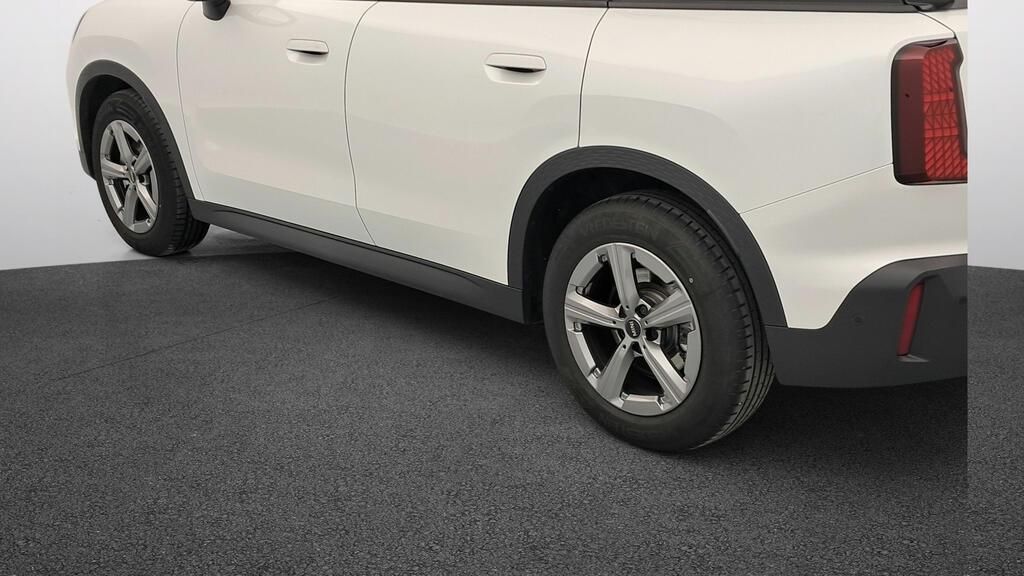 fotoG 18 del MINI MINI Countryman D 120 kW (163 CV) 163cv Diésel del 2025 en Madrid