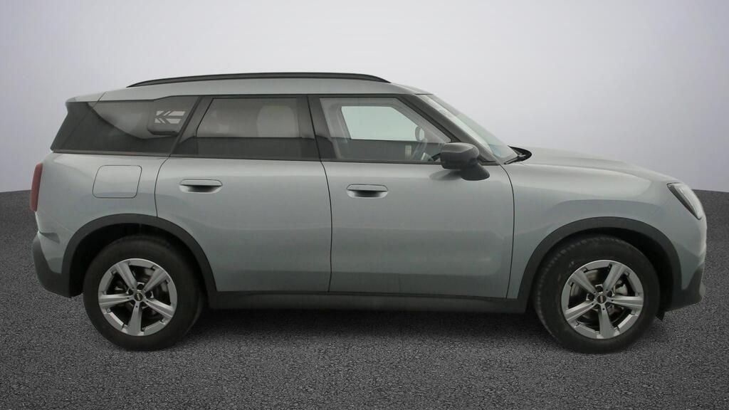 Fotos de MINI Countryman D 120 kW (163 CV)